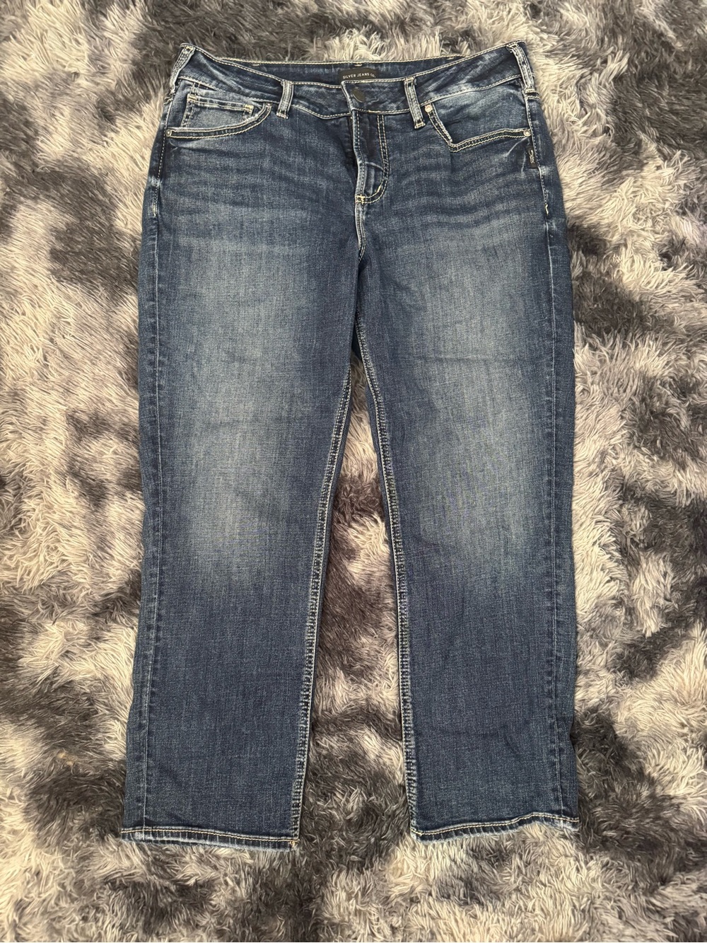 Silver Jeans Women's Straight Leg Jeans in Faded Blue